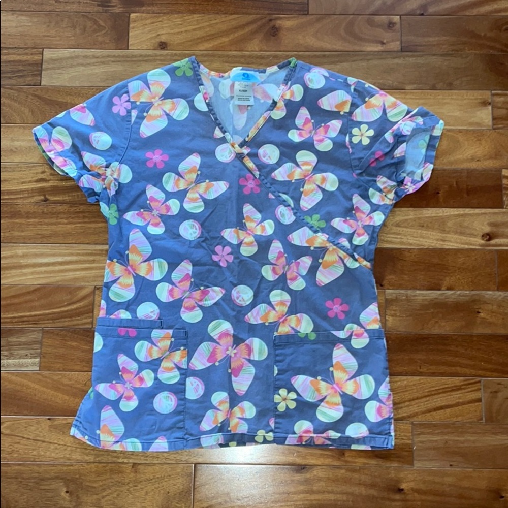 Scrub Top